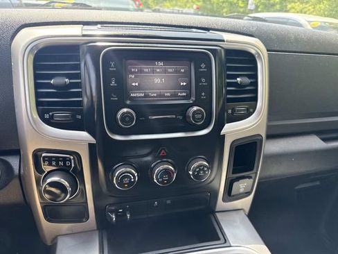 Used 2021 RAM 1500 Classic SLT RWD image 21
