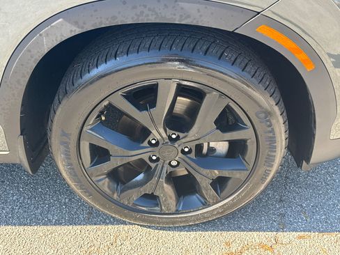 Used 2021 Hyundai Palisade SEL w/ Premium Package image 12