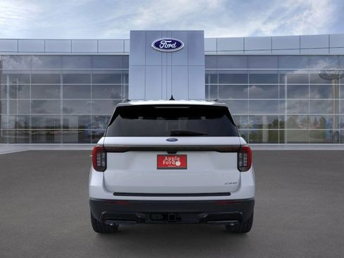 New 2026 Ford Explorer ST-Line w/ ST-Line Street Pack image 5