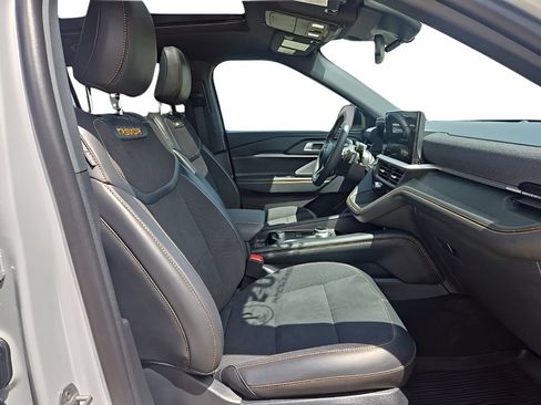 Used 2026 Ford Explorer Tremor w/ Tremor Ultimate Package AWD/4WD image 23