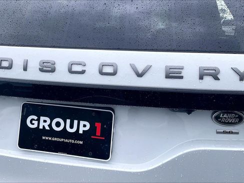 Used 2019 Land Rover Discovery SE AWD/4WD image 32