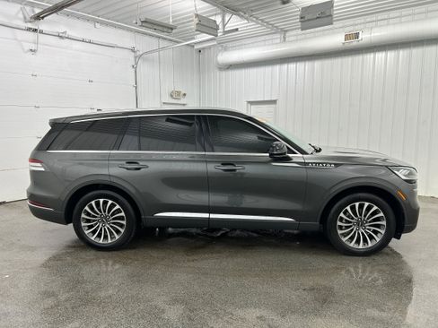 Used 2020 Lincoln Aviator Reserve w/ Class IV Trailer Tow Package AWD/4WD image 36