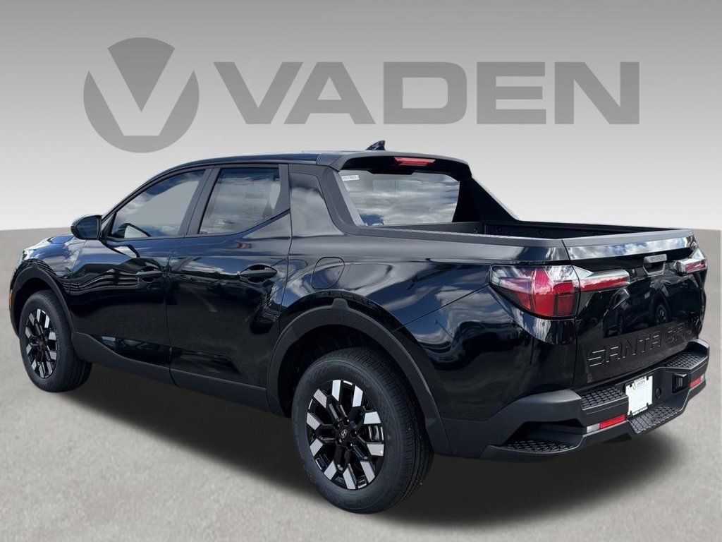 New 2027 Hyundai Santa Cruz SE FWD image 3