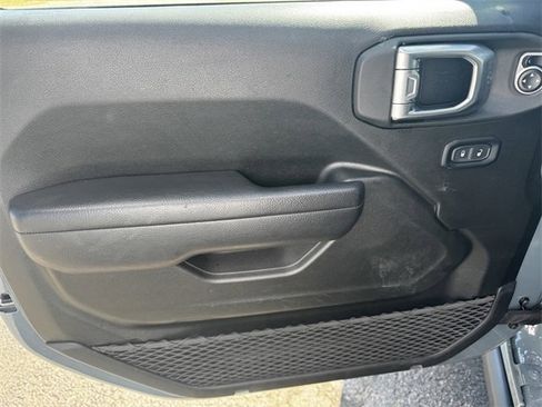 Certified 2024 Jeep Wrangler Unlimited Rubicon image 20