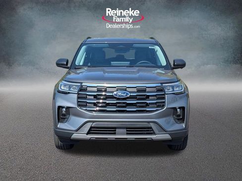 New 2026 Ford Explorer Active AWD/4WD image 2
