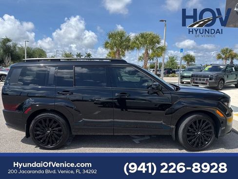 Used 2025 Hyundai Santa Fe Calligraphy AWD/4WD image 8