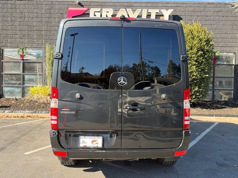 Used 2015 Mercedes-Benz Sprinter 2500 image 14
