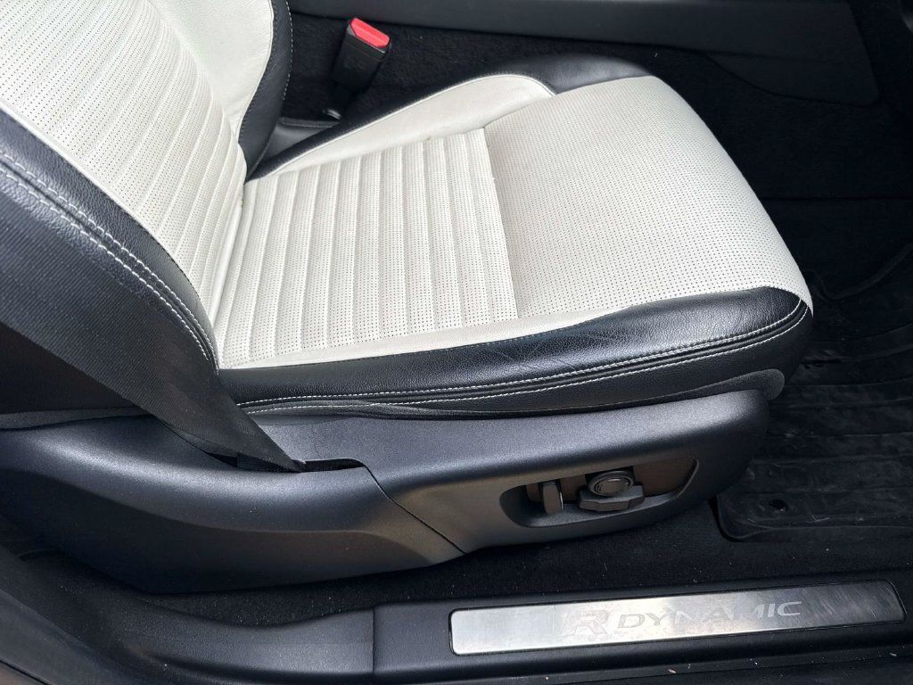 Used 2020 Land Rover Discovery Sport S R-Dynamic AWD/4WD image 14