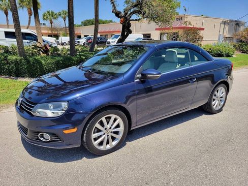Used 2012 Volkswagen Eos Komfort FWD image 7