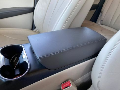 Used 2019 Lincoln Nautilus Reserve FWD image 47