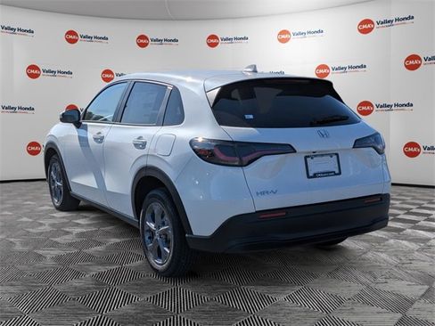 New 2026 Honda HR-V LX image 7