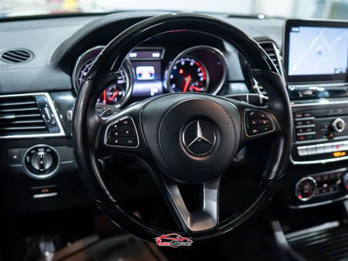 Used 2018 Mercedes-Benz GLS 550 4MATIC w/ Driver Assistance Package image 25