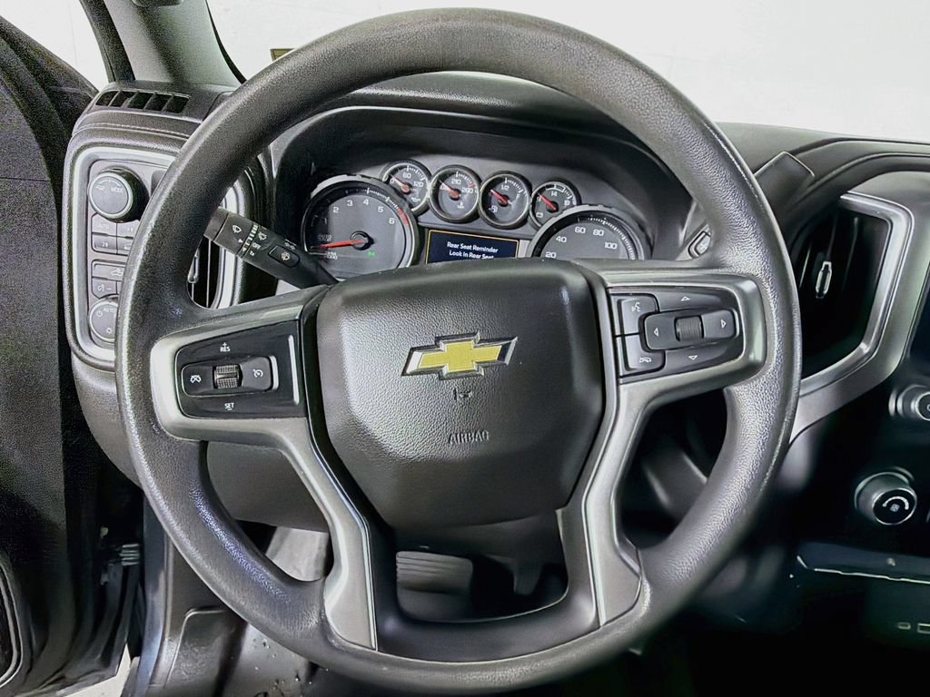 Used 2020 Chevrolet Silverado 1500 LT AWD/4WD image 13