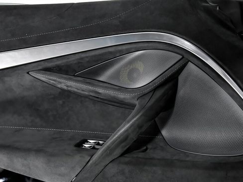 Used 2020 McLaren 720S Spider RWD image 20