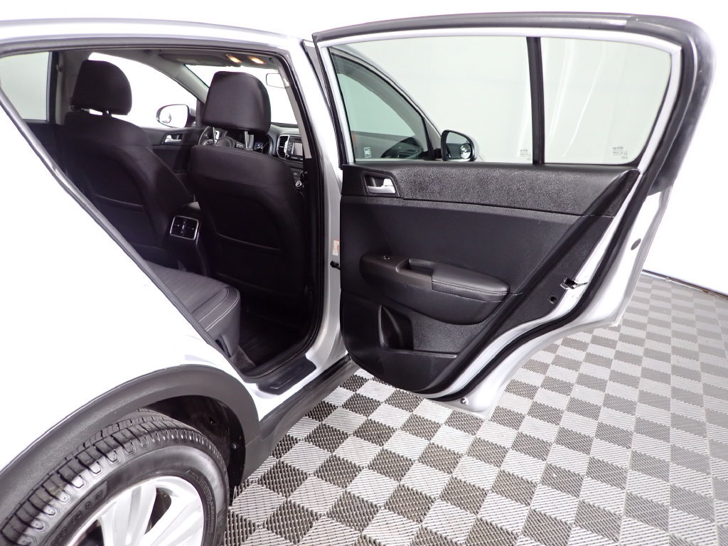 Used 2019 Kia Sportage LX AWD/4WD image 31