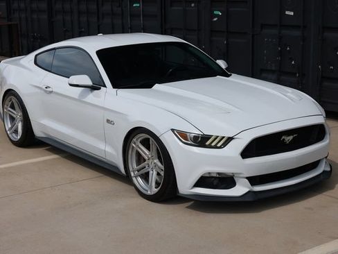 Used 2016 Ford Mustang GT Premium w/ GT Performance Package RWD image 18
