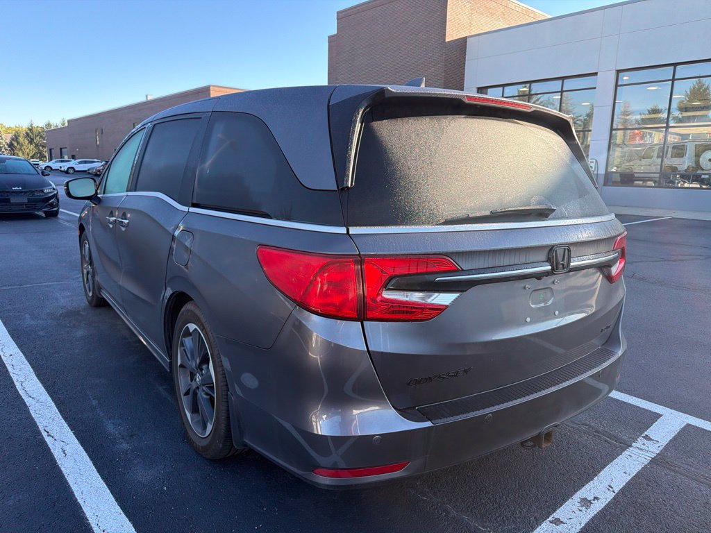 Used 2021 Honda Odyssey Elite image 2