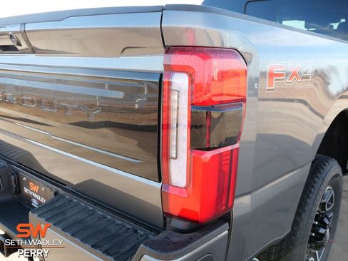 New 2026 Ford F250 Platinum w/ FX4 Off-Road Package image 8