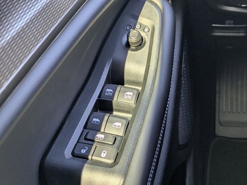 New 2025 Jeep Grand Cherokee L Altitude image 26