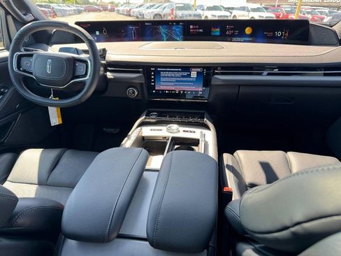 New 2025 Lincoln Navigator Reserve w/ Jet Appearance Package image 15