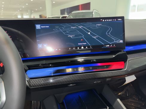 New 2027 BMW M5 Touring AWD/4WD image 18