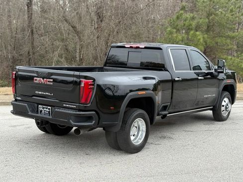 New 2026 GMC Sierra 3500 Denali w/ Denali Reserve Package image 14