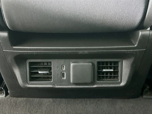 Used 2022 Chevrolet Silverado 1500 LT image 27