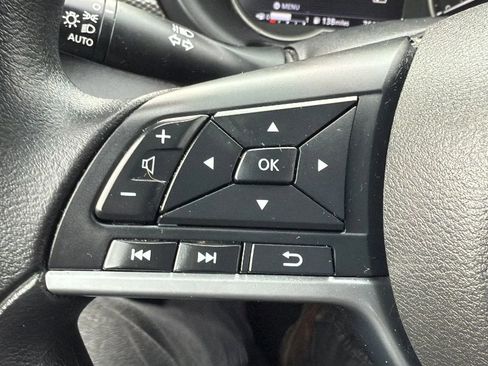 Used 2019 Nissan Kicks SV image 12