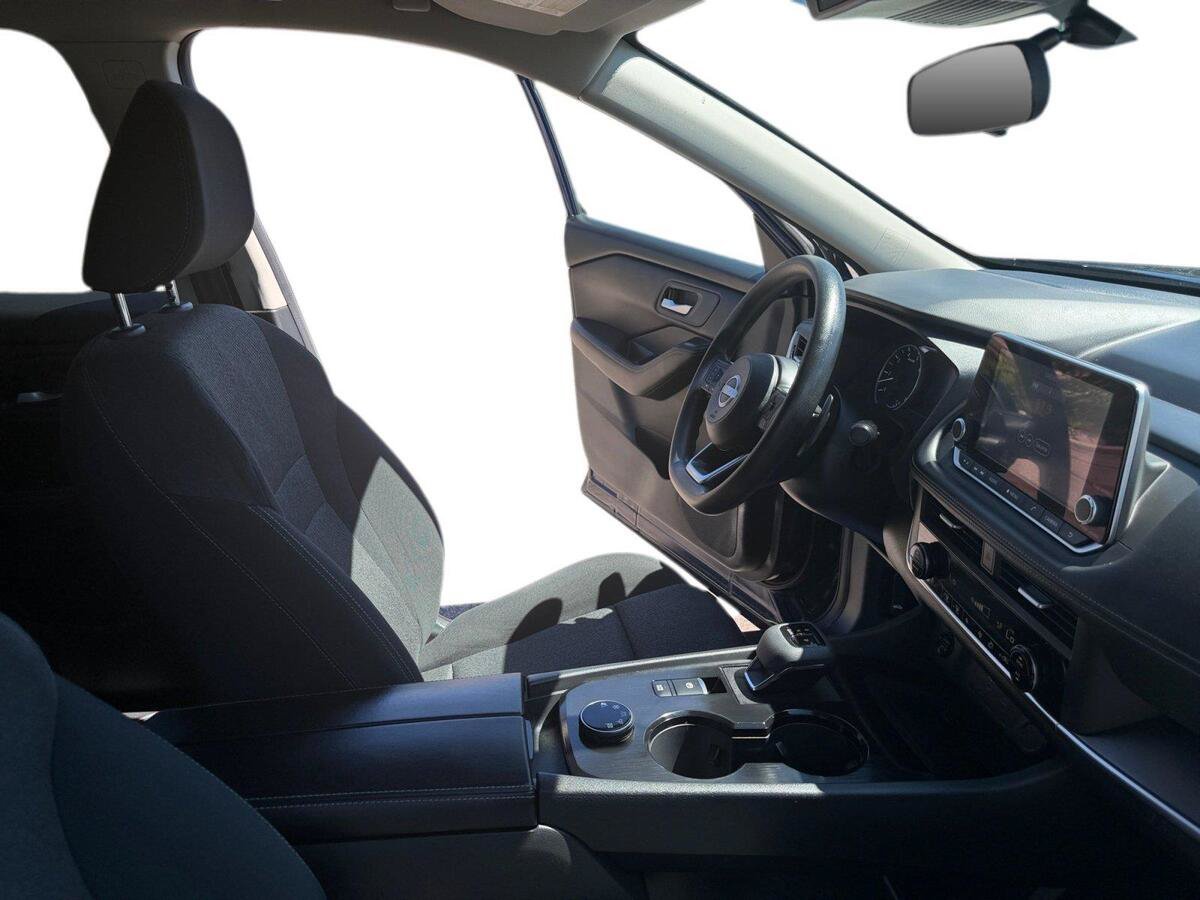 Used 2024 Nissan Rogue SV AWD/4WD image 19
