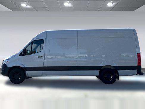 New 2026 Mercedes-Benz Sprinter 2500 image 2