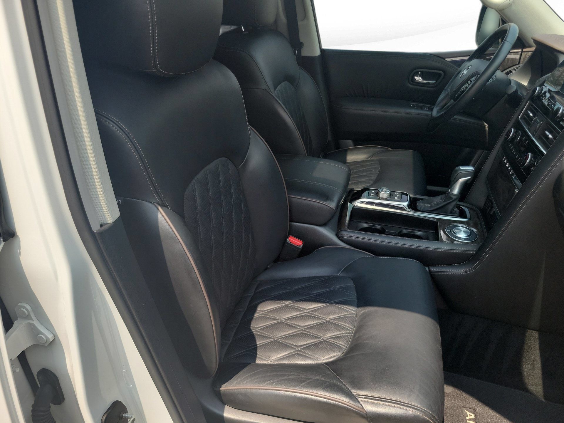 Used 2023 Nissan Armada Platinum w/ Captain's Chairs Package RWD image 28