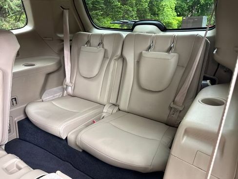 Used 2011 Toyota Highlander Limited AWD/4WD image 32
