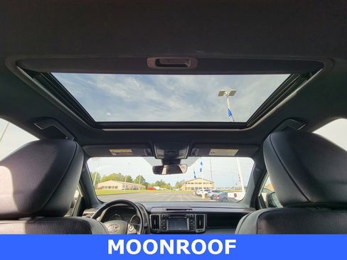 Used 2018 Toyota RAV4 SE w/ Power Extra Value Package image 3