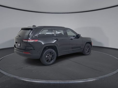 New 2026 Jeep Grand Cherokee Altitude AWD/4WD image 15