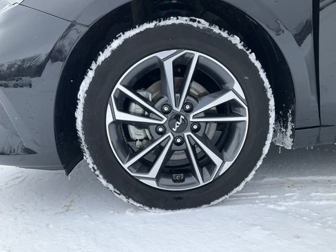 Used 2023 Kia Forte LXS w/ LXS Technology Package image 33