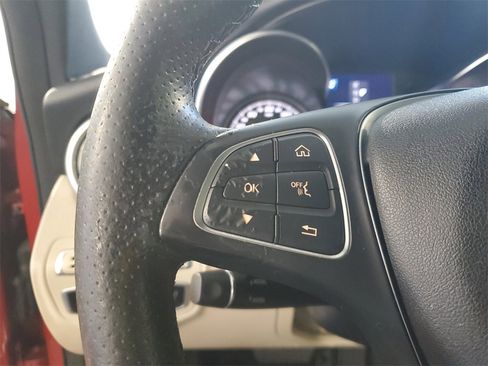 Used 2018 Mercedes-Benz C 300 Sedan image 22