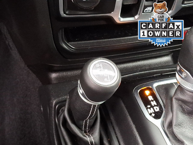 Used 2022 Jeep Wrangler Unlimited Sahara w/ LED Lighting Group AWD/4WD image 25