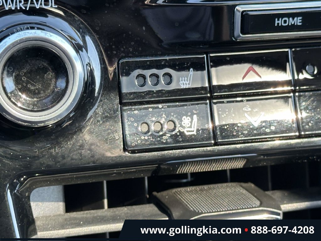 Used 2021 Toyota Highlander Limited AWD/4WD image 28