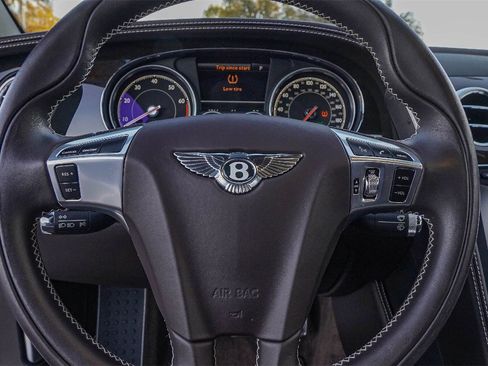 Certified 2016 Bentley Continental GT image 24