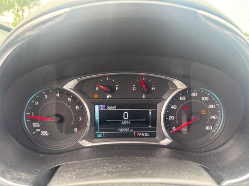 Used 2018 Chevrolet Malibu LT FWD image 18