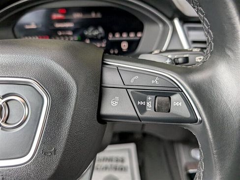 Used 2023 Audi Q5 Prestige w/ Prestige Package image 21