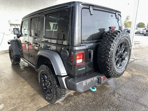 Used 2023 Jeep Wrangler Unlimited w/ Sun & Screen Package image 3