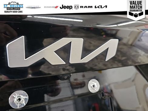 Used 2023 Kia Sorento S w/ Panoramic Sunroof Package AWD/4WD image 15