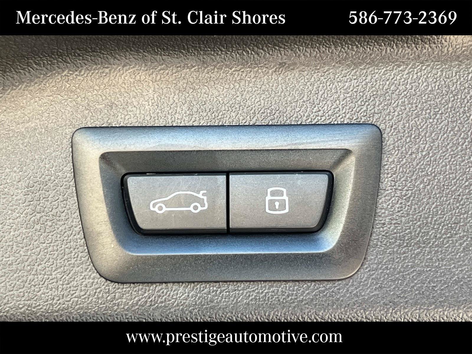 Used 2023 BMW X5 xDrive40i w/ Premium Package AWD/4WD image 14