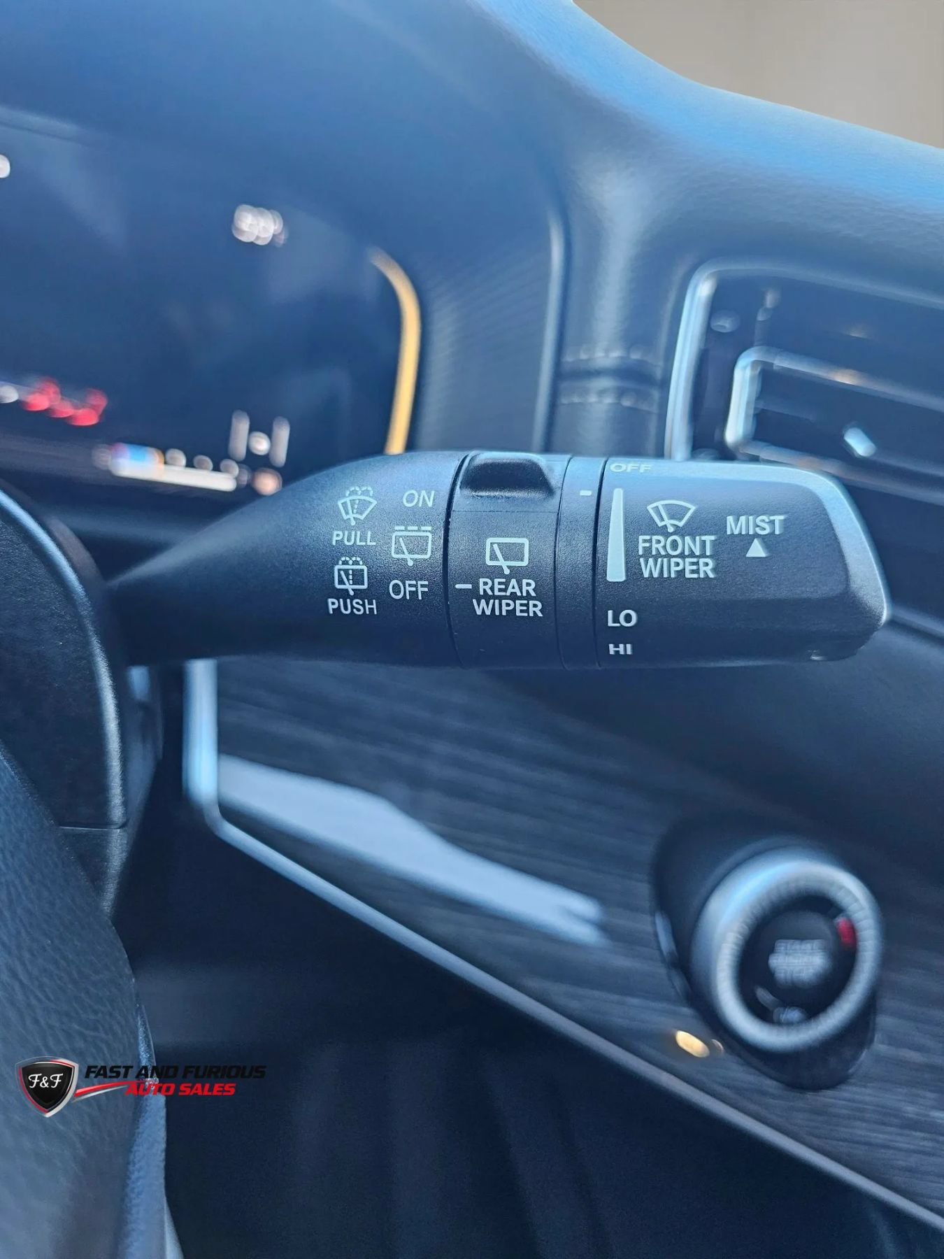 Used 2022 Jeep Wagoneer Series II AWD/4WD image 15