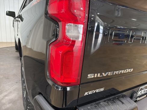 Used 2023 Chevrolet Silverado 1500 LT Trail Boss w/ Protection Package image 15