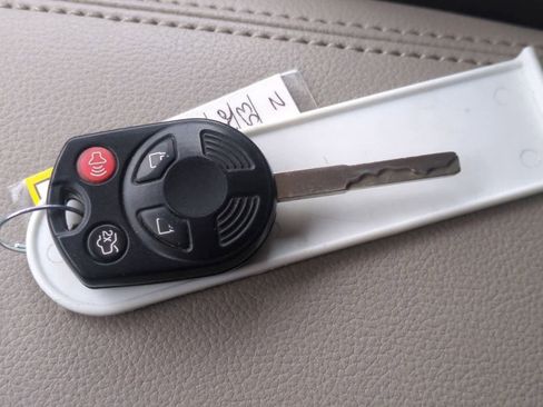 Used 2013 Ford Escape SE image 35