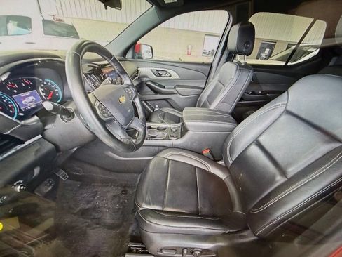 Used 2023 Chevrolet Traverse LT w/ LPO, Floor Liner Package AWD/4WD image 11