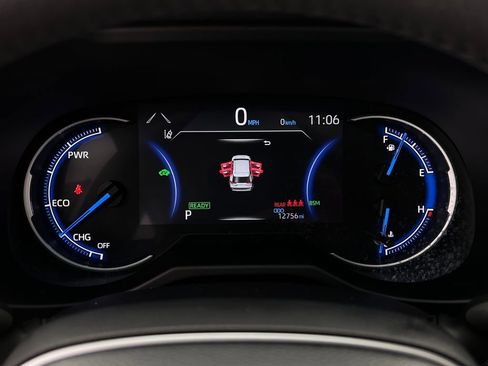 Used 2024 Toyota RAV4 XLE image 23