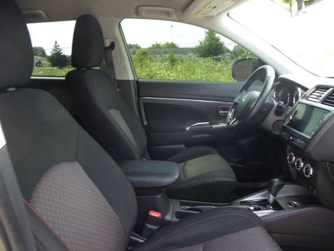 Used 2019 Mitsubishi Outlander Sport ES AWD/4WD image 16